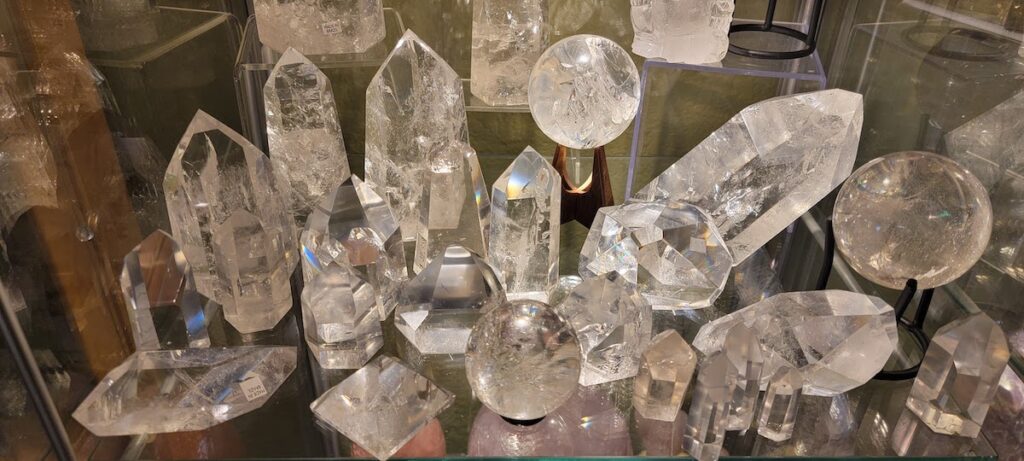 Many pieces of clear crystal quartz