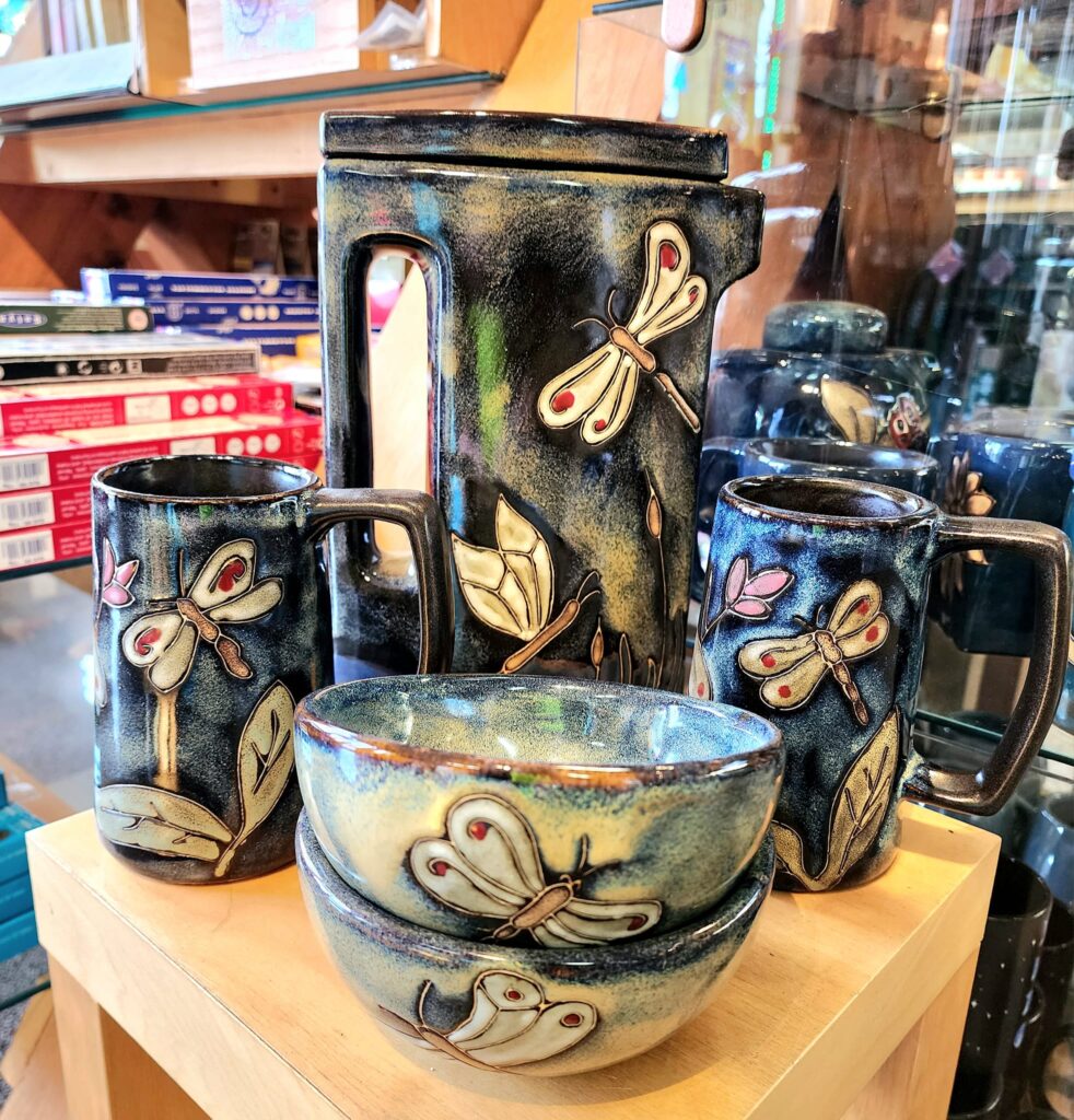 Dragonfly drinkware